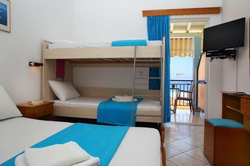 Theocharis Bros - Studios Apartments Áyios Nikítas Exterior photo