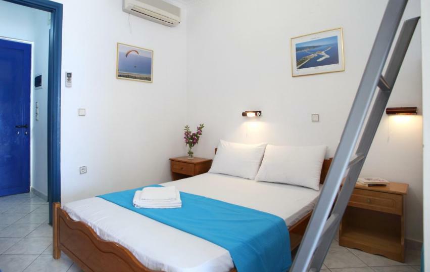 Theocharis Bros - Studios Apartments Áyios Nikítas Exterior photo